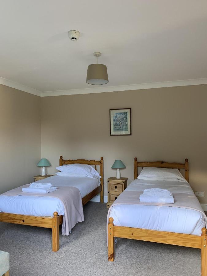 Lakeside Lodge Pidley Екстер'єр фото
